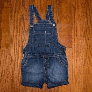 Old navy shortalls